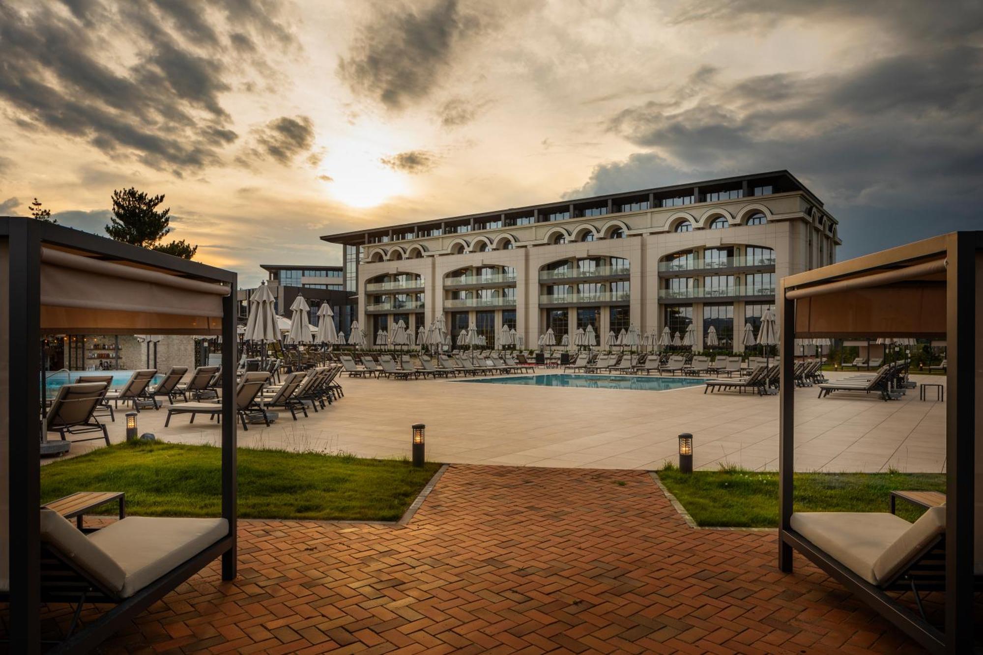 Kings' Valley Medical & Spa Hotel Kazanlŭk Exterior foto